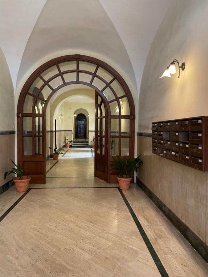 Elegant Apt-Typical Roman Palazzina Pz Alessandria Eksteriør billede